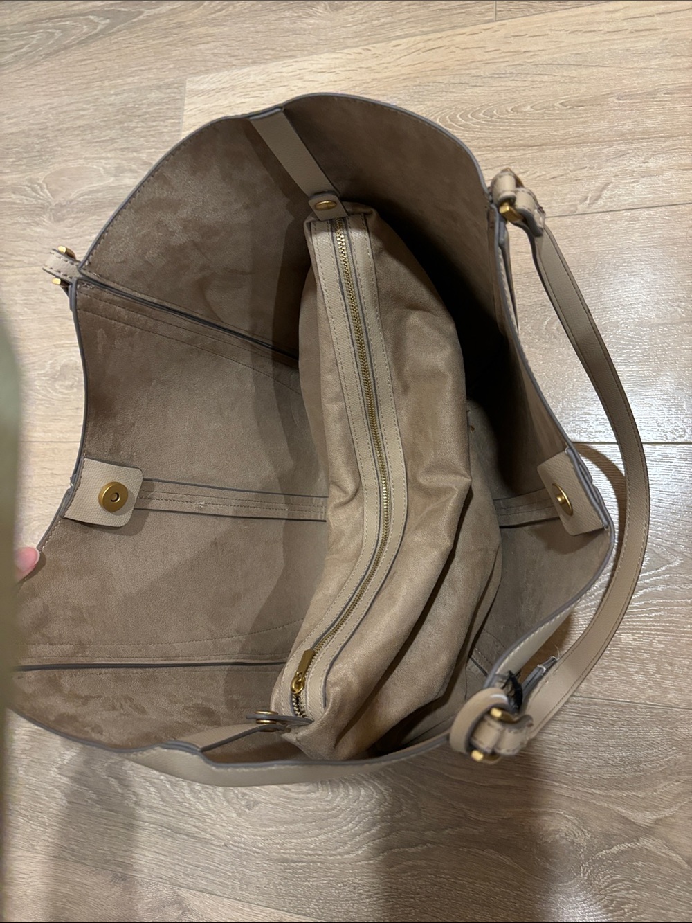 Zara Maxi Shopper bag in light tan - Picture 9 of 11